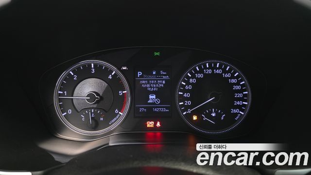 Hyundai Santafe 2019 — photo 11
