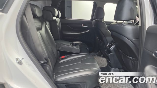 Hyundai Santafe 2019 — photo 17