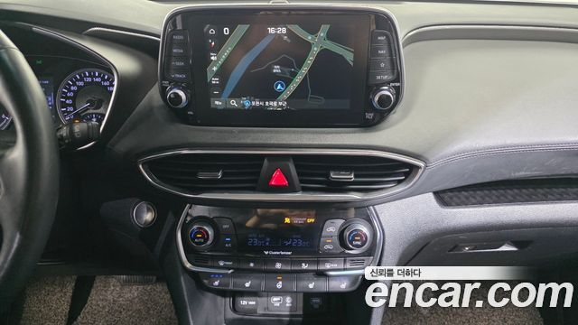 Hyundai Santafe 2019 — photo 20