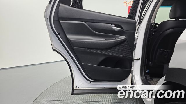 Hyundai Santafe 2019 — photo 15