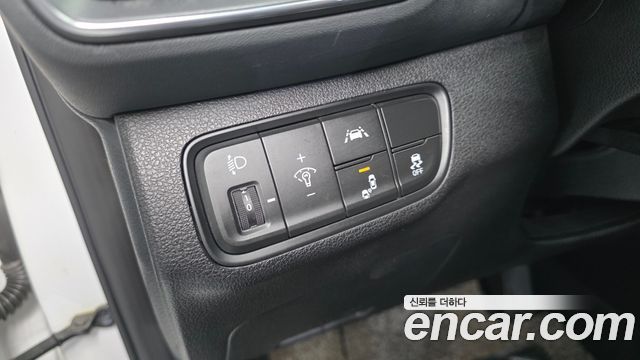 Hyundai Santafe 2019 — photo 30