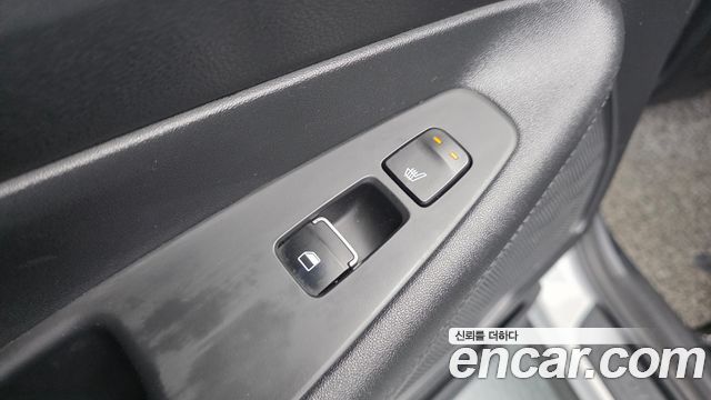 Hyundai Santafe 2019 — photo 36