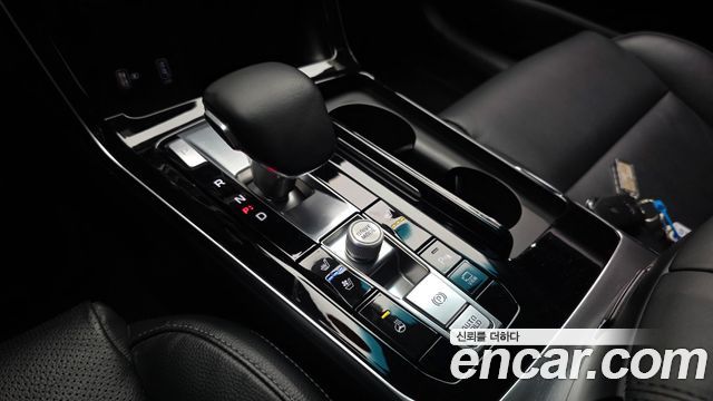 Kia K7 2020 — photo 12