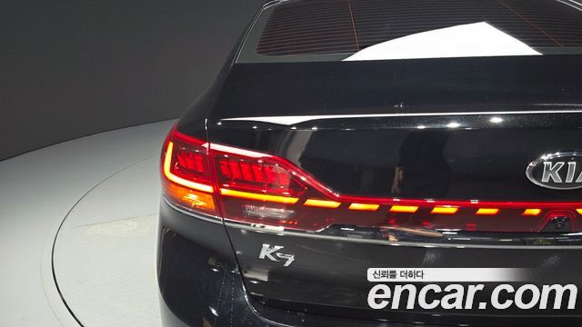 Kia K7 2020 — photo 9