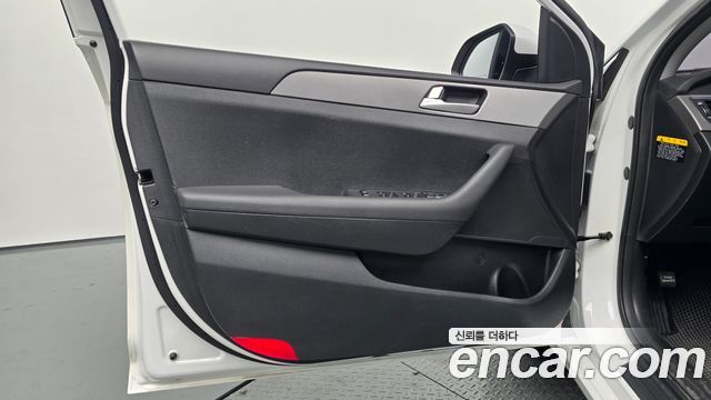 Hyundai Sonata 2016 — photo 14