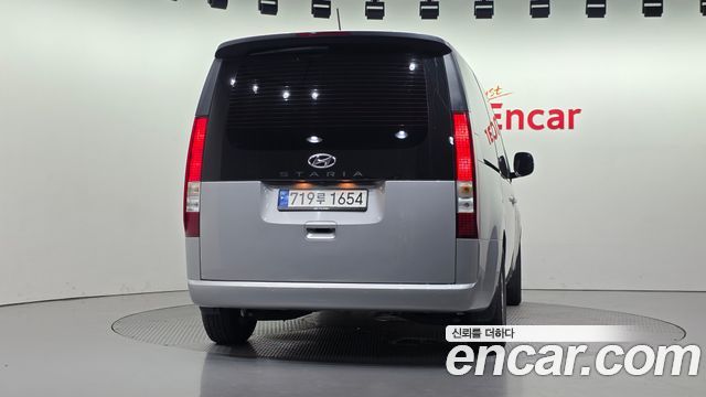 Hyundai Staria 2024 — photo 4