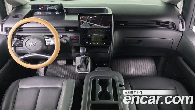 Hyundai Staria 2024 — photo 7