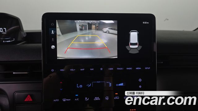Hyundai Staria 2024 — photo 15