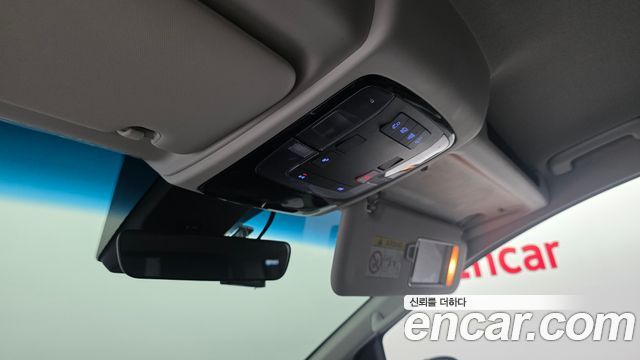 Hyundai Staria 2024 — photo 16