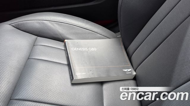 Genesis G80 2018 — photo 21