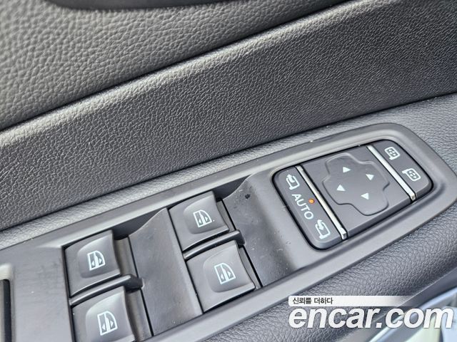 Renault Korea QM3 2019 — photo 13