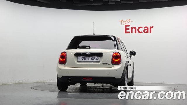 Mini Cooper 2016 — photo 4