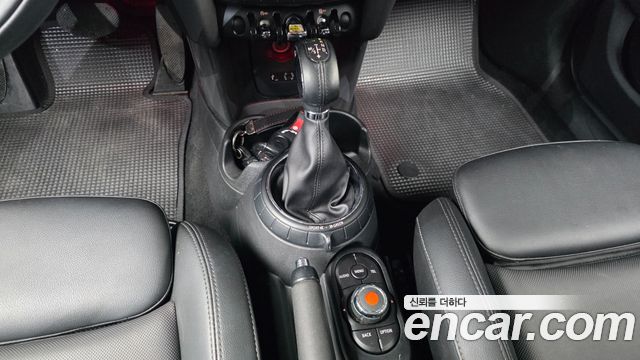 Mini Cooper 2016 — photo 9