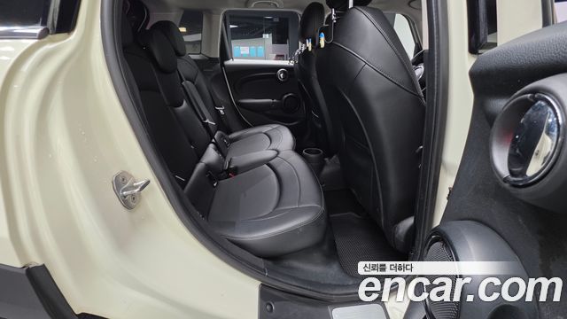 Mini Cooper 2016 — photo 12