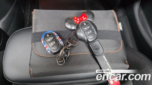 Mini Cooper 2016 — photo 19