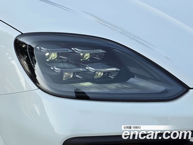 Porsche Cayenne 2024 — photo 11