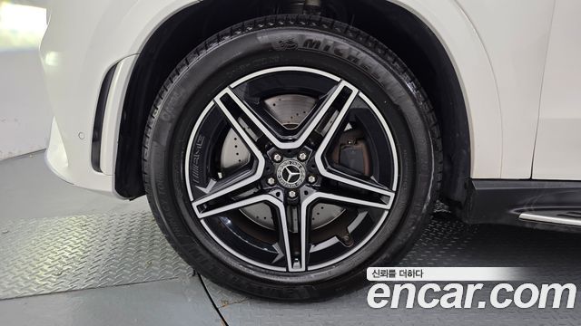 Mercedes-Benz GLE-Class 2021 — photo 5