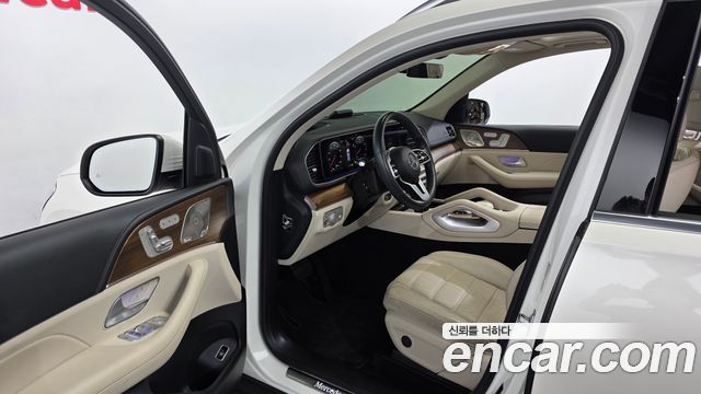 Mercedes-Benz GLE-Class 2021 — photo 13