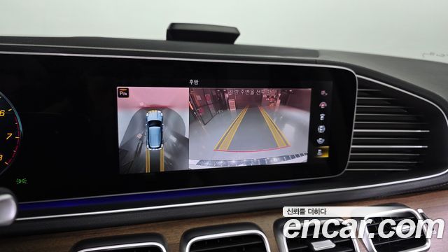 Mercedes-Benz GLE-Class 2021 — photo 21