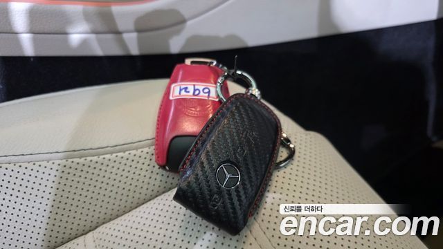 Mercedes-Benz GLE-Class 2021 — photo 23