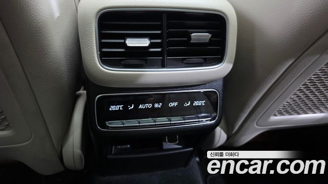 Mercedes-Benz GLE-Class 2021 — photo 34