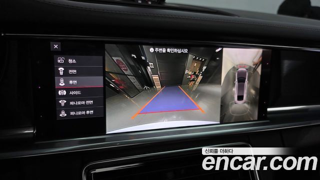 Porsche Panamera 2021 — photo 21