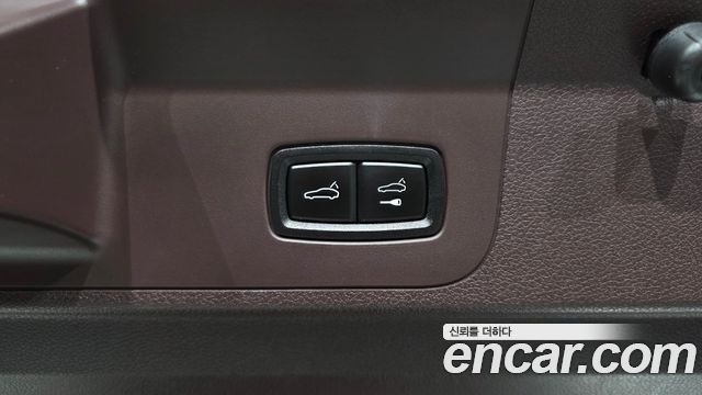 Porsche Panamera 2021 — photo 23