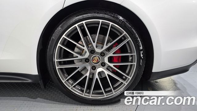 Porsche Panamera 2021 — photo 7