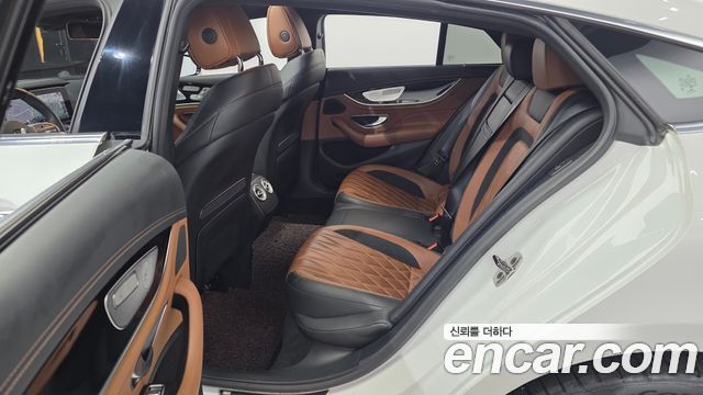 Mercedes-Benz AMG GT 2021 — photo 17