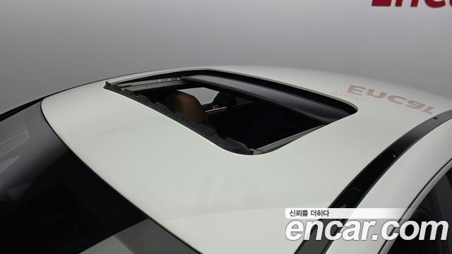 Mercedes-Benz AMG GT 2021 — photo 31
