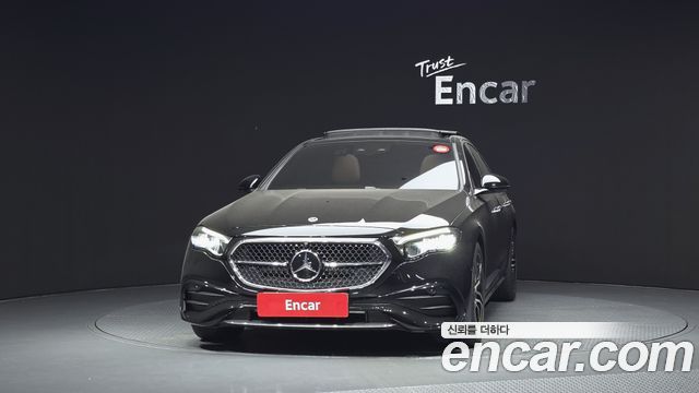 Mercedes-Benz E-Class 2026 — photo 3