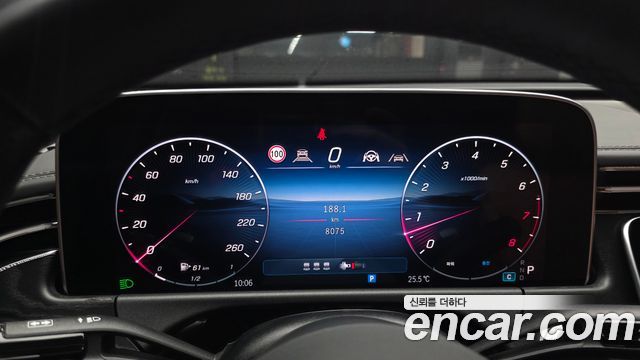 Mercedes-Benz E-Class 2026 — photo 11
