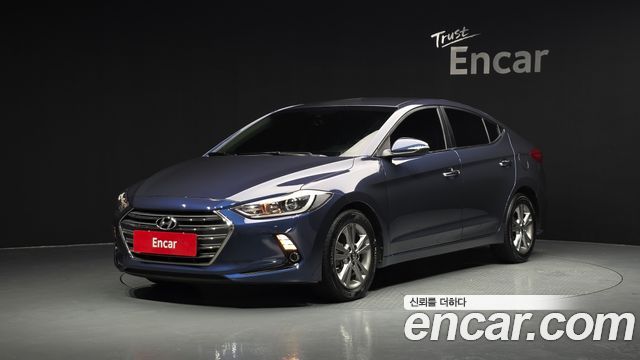 Hyundai AVANTE 2017 — photo 1