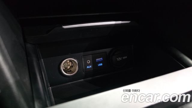 Hyundai AVANTE 2017 — photo 16