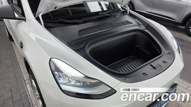 Tesla Model Y 2021 — photo 6