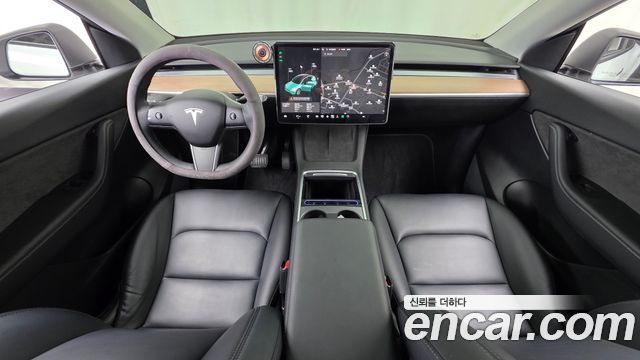 Tesla Model Y 2021 — photo 10
