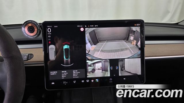 Tesla Model Y 2021 — photo 21