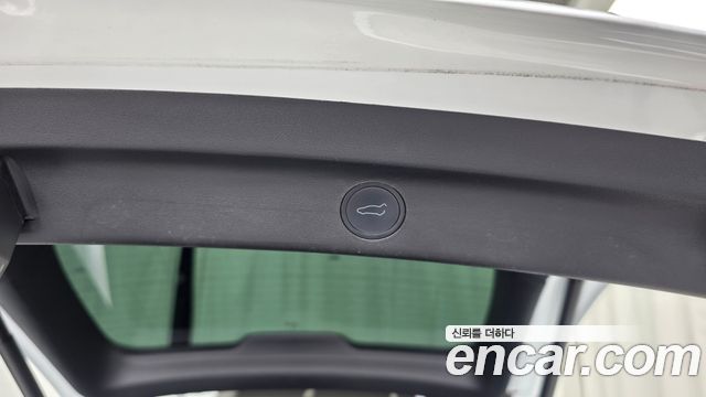 Tesla Model Y 2021 — photo 34