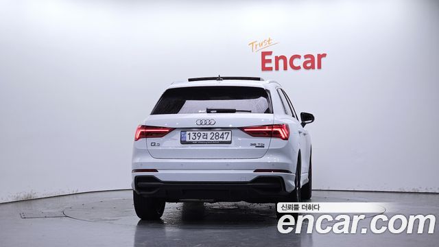 Audi Q3 2023 — photo 4