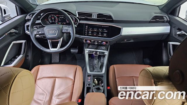 Audi Q3 2023 — photo 10