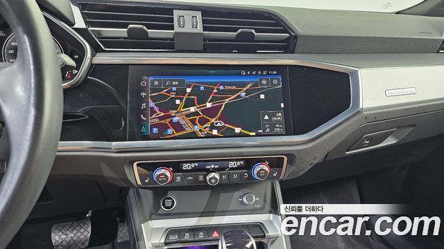 Audi Q3 2023 — photo 20