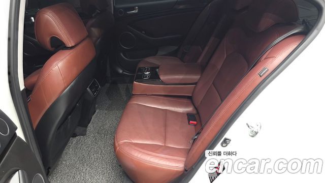 Kia K7 2015 — photo 18