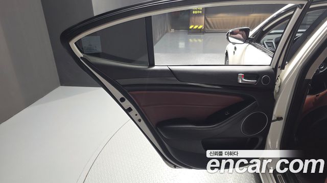 Kia K7 2015 — photo 15