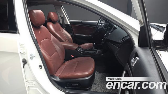 Kia K7 2015 — photo 16