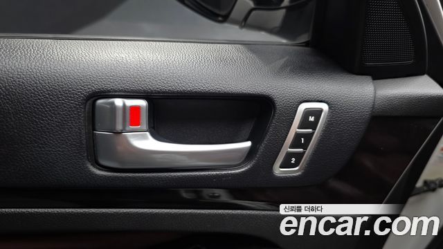 Kia K7 2015 — photo 29