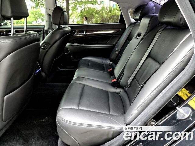 Hyundai Equus 2014 — photo 9
