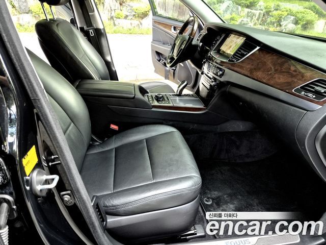 Hyundai Equus 2014 — photo 10