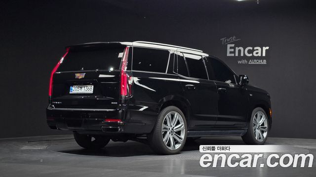 Cadillac Escalade 2025 — photo 2