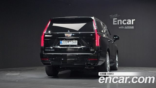 Cadillac Escalade 2025 — photo 4