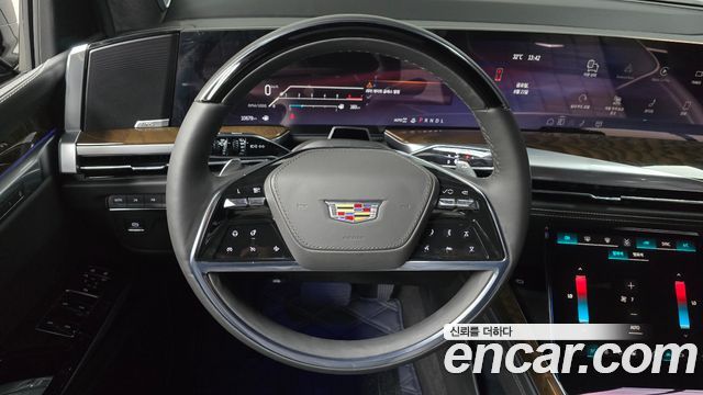 Cadillac Escalade 2025 — photo 19